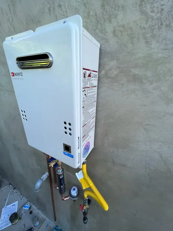 Tankless water heater installation for Downtown Garden Grove homes